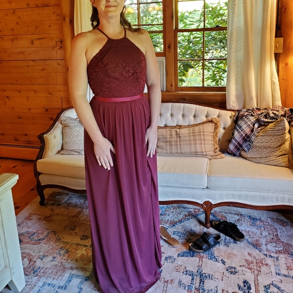 Gown - Picture 2 of 3